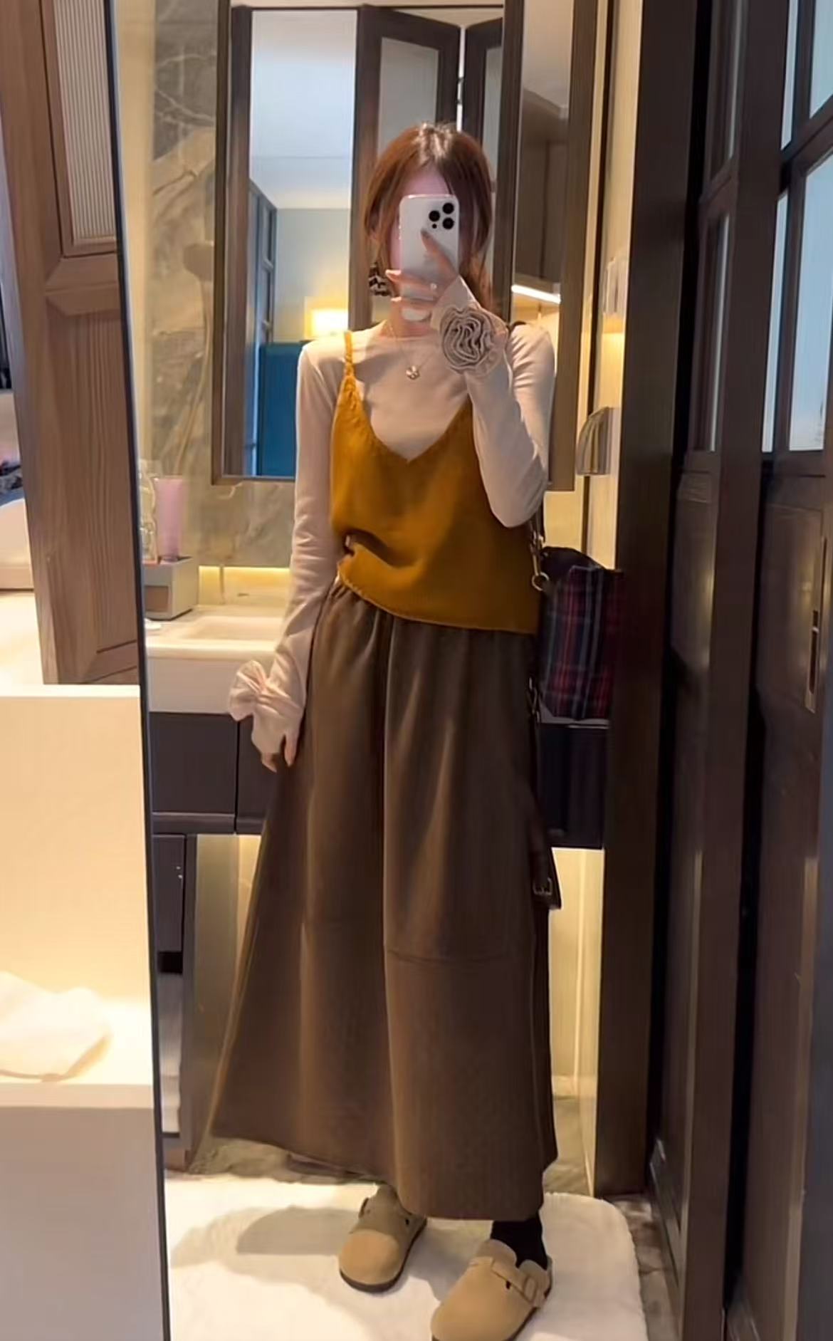 2025 Autumn Winter New Rose Base Shirt Knit Vest Polka Dot Skirt Three Piece Set