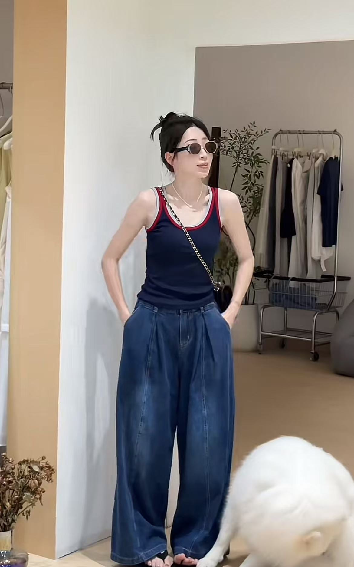 Women's Casual Two-Piece Set: Color-Block Padded Vest and Retro Slimming Jeans