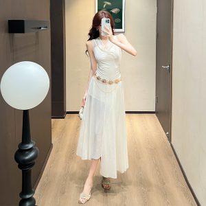 2026 Spring Summer French Style Sleeveless Halter Neck Waist Cinching Slimming Draped Neck Dress with Waist Chain
